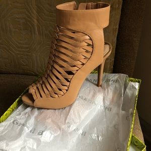 Gianni Bini Rigby Heels SZ 8M